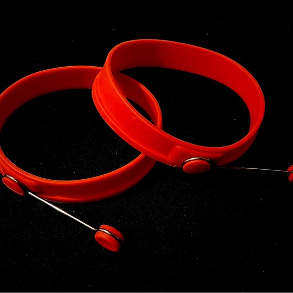 Silicone Egg Rings - Red - Picture 1 of 1